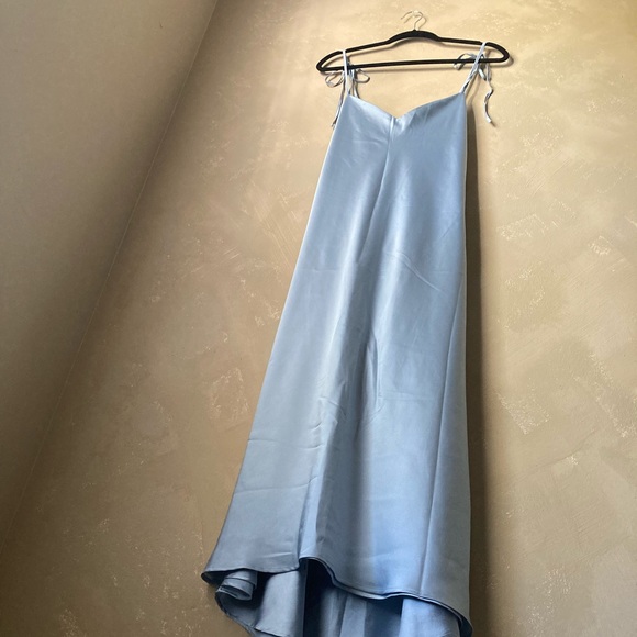 Tie-Strap Midi Dress - Picture 4 of 6